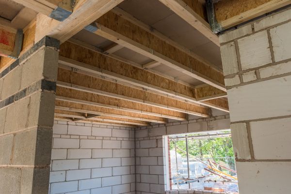 Cinder Blocks Installation in Woodbridge