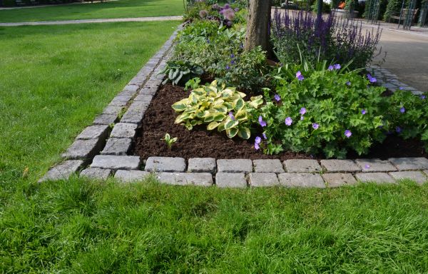 Stone Edging Installation in Woodbridge