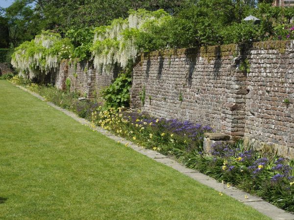 Rock Wall Installation in Woodbridge